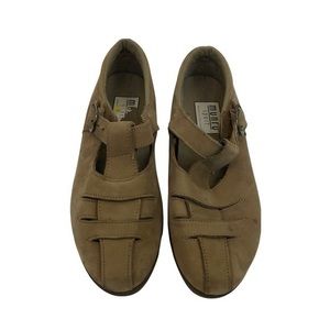 Munro Sport Brown Suede Closed Toe Buckle Shoes